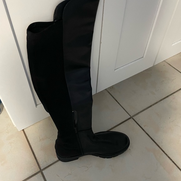 Nine West Black Over the Knee Boots
NWOT - Picture 1 of 4
